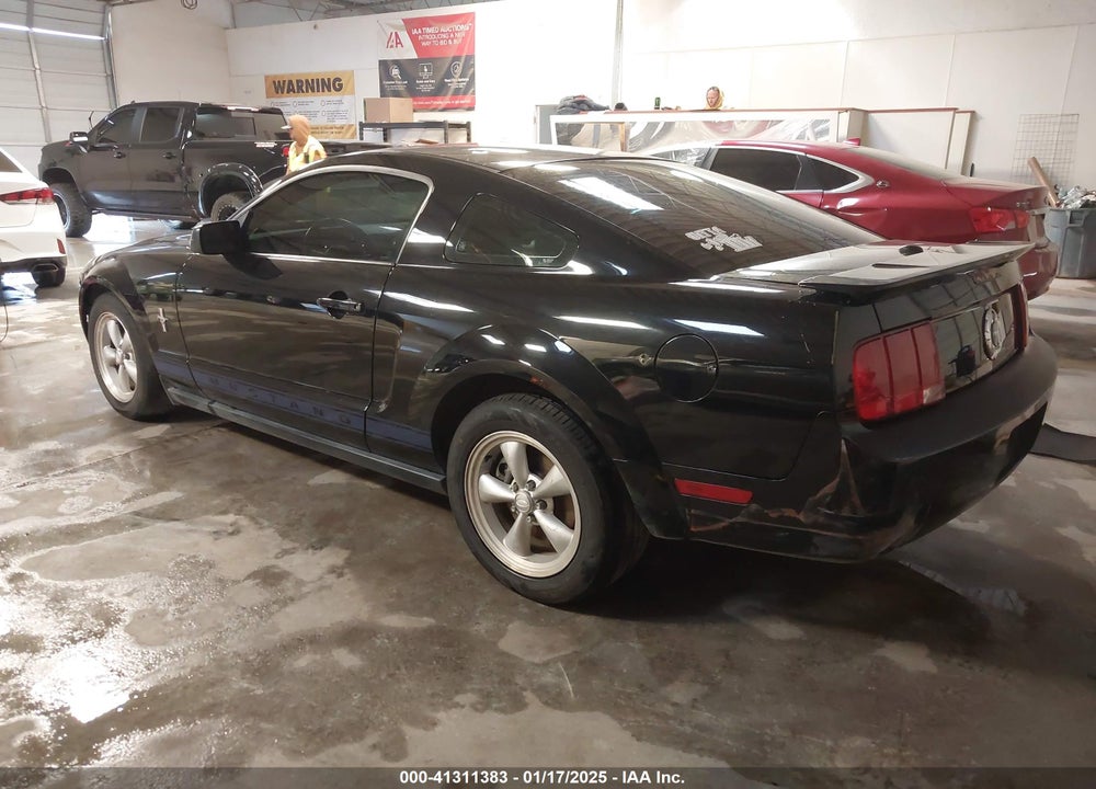 2008 FORD MUSTANG VIN: 1ZVHT80NX85112143
