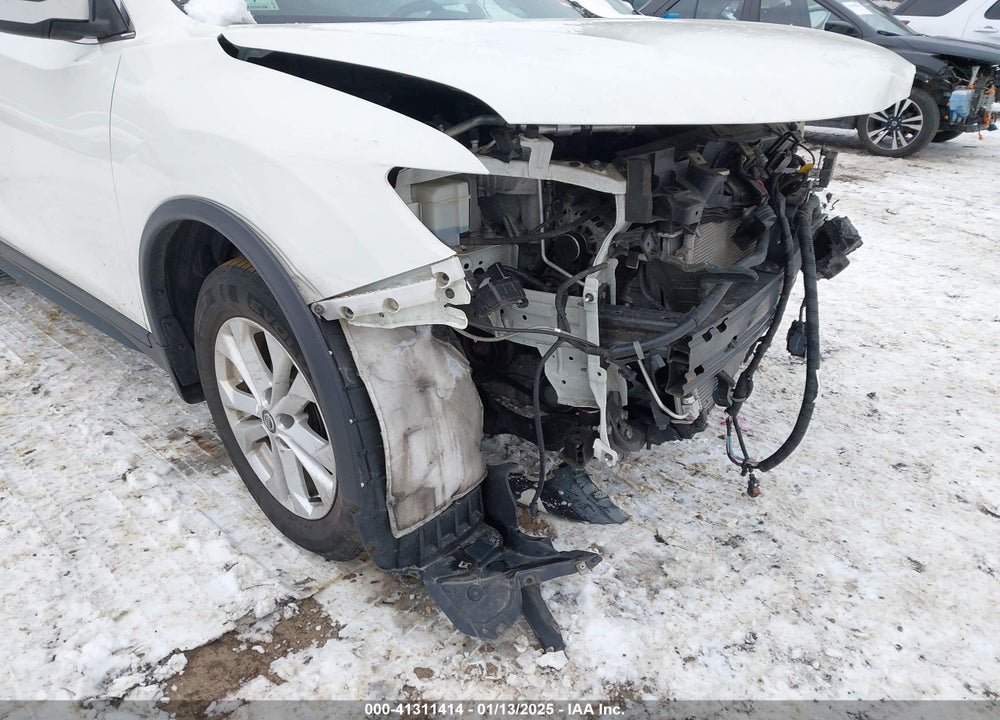 2018 NISSAN ROGUE S VIN: 5N1AT2MV9JC817220