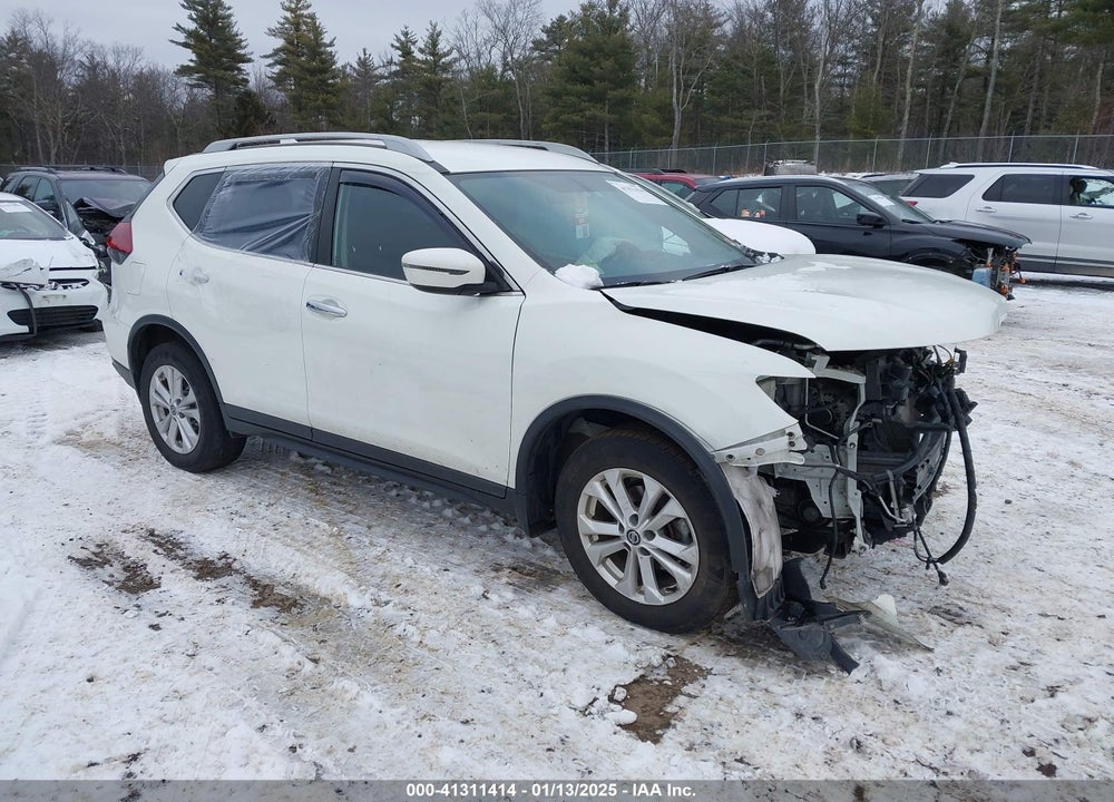 2018 NISSAN ROGUE S VIN: 5N1AT2MV9JC817220