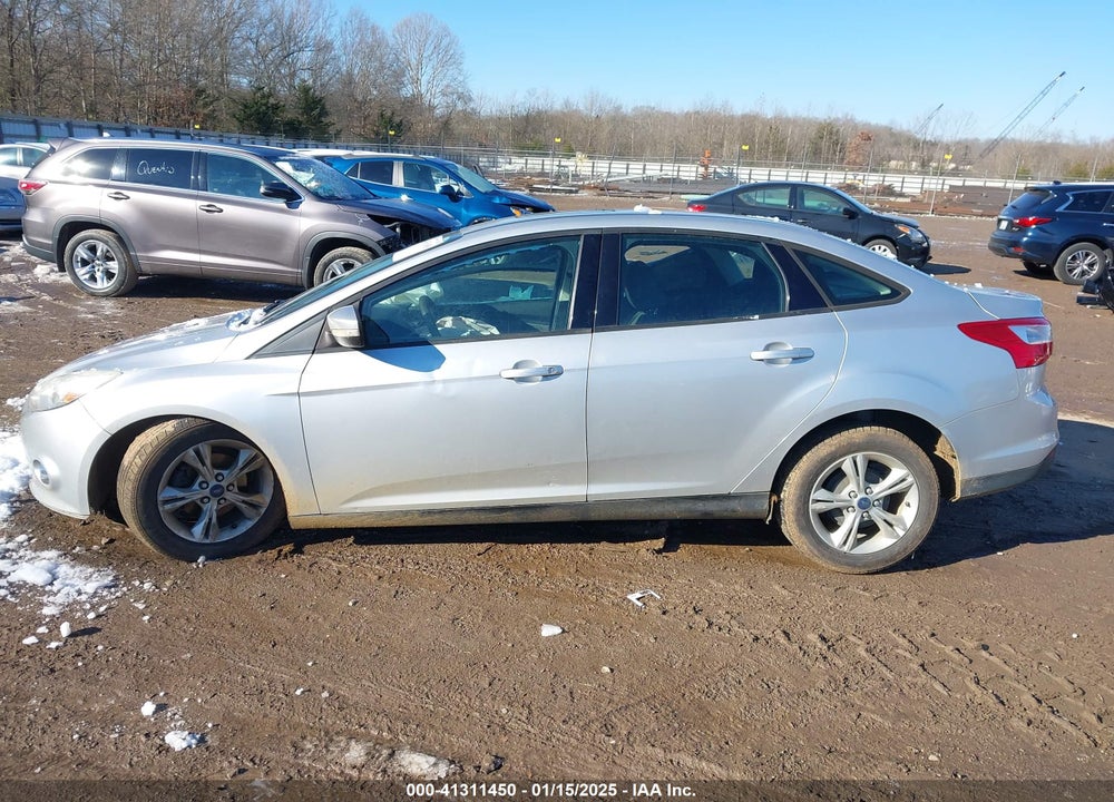 2014 FORD FOCUS VIN: 1FADP3F26EL121201