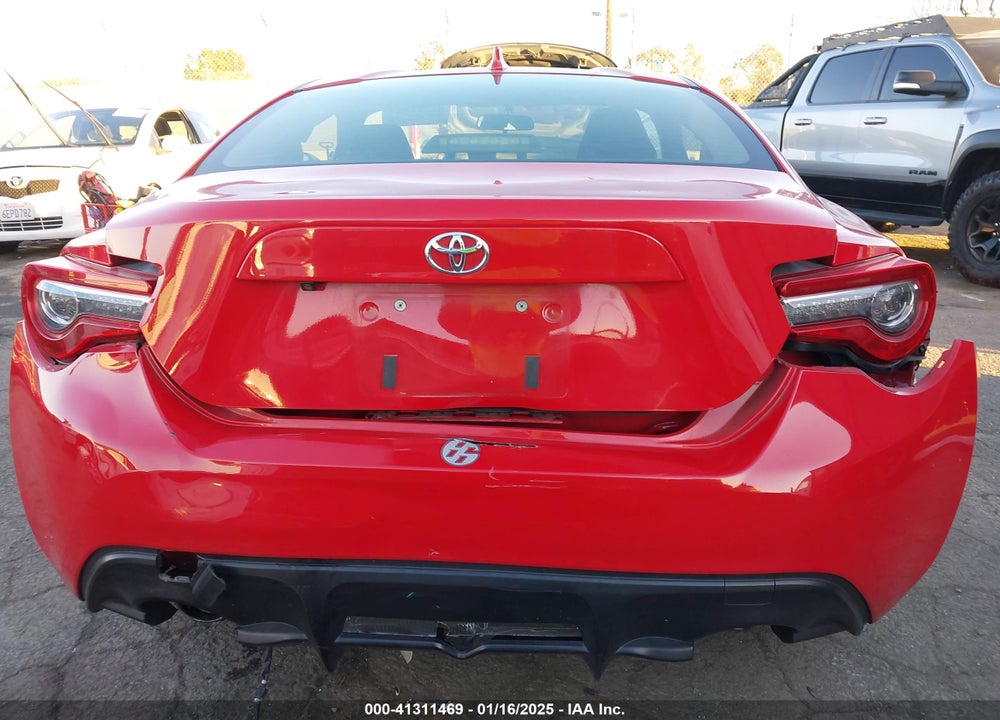 2017 TOYOTA 86 VIN: JF1ZNAA18H9706135