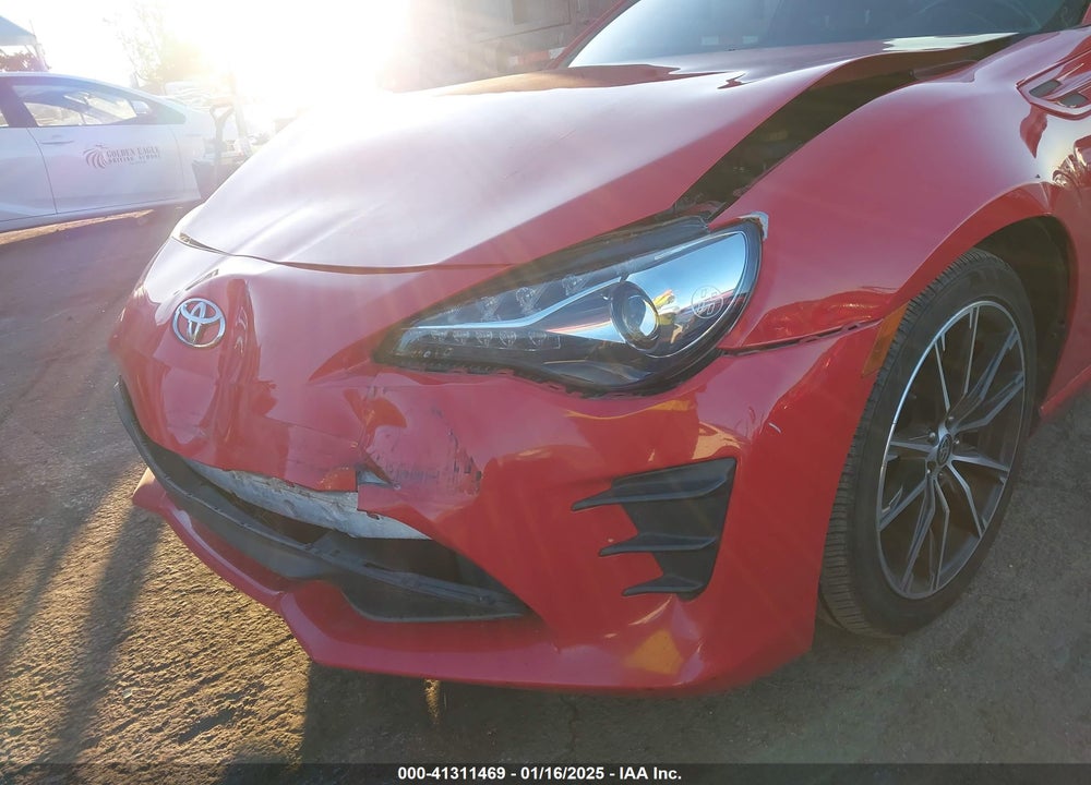 2017 TOYOTA 86 VIN: JF1ZNAA18H9706135