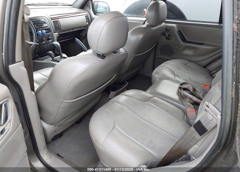 2000 JEEP GRAND CHEROKEE LAREDO VIN: 1J4GW48N2YC187623