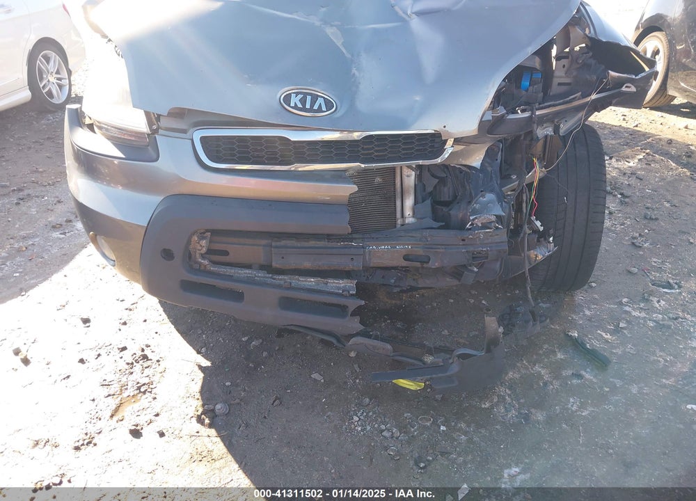 2011 KIA SOUL VIN: KNDJT2A23B7217205