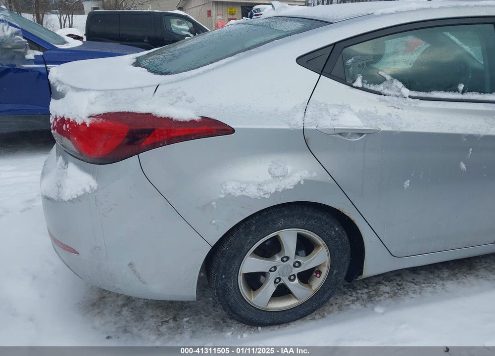 2014 HYUNDAI ELANTRA SE VIN: 5NPDH4AE5EH504243