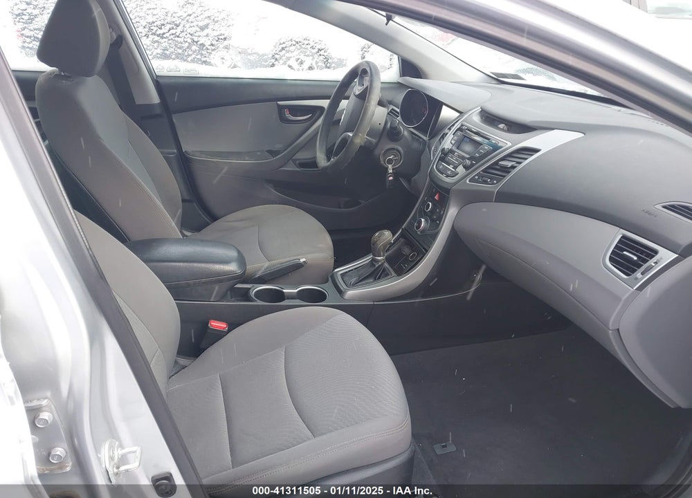 2014 HYUNDAI ELANTRA SE VIN: 5NPDH4AE5EH504243