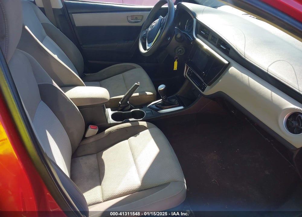 2018 TOYOTA COROLLA VIN: 5YFBURHE4JP848200