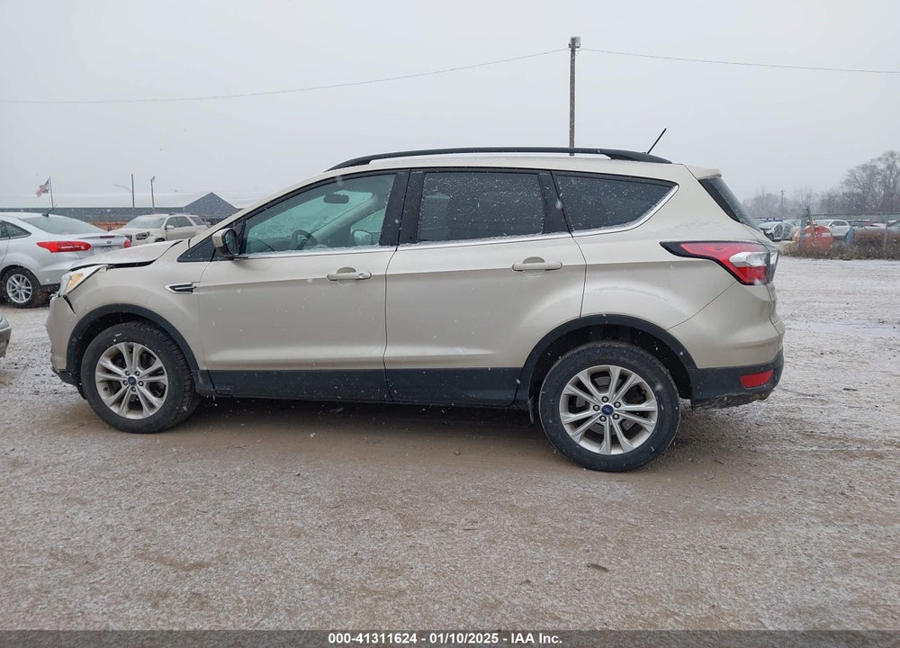 2018 FORD ESCAPE SE VIN: 1FMCU9GD7JUA90297