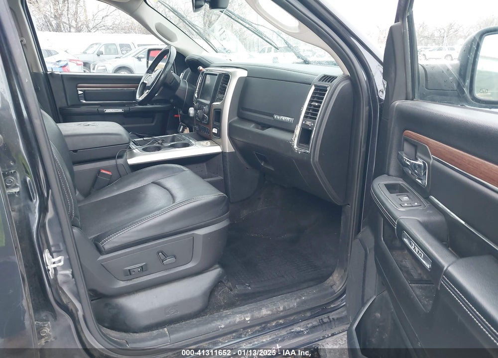 2015 RAM 1500 VIN: 1C6RR7NT1FS775114