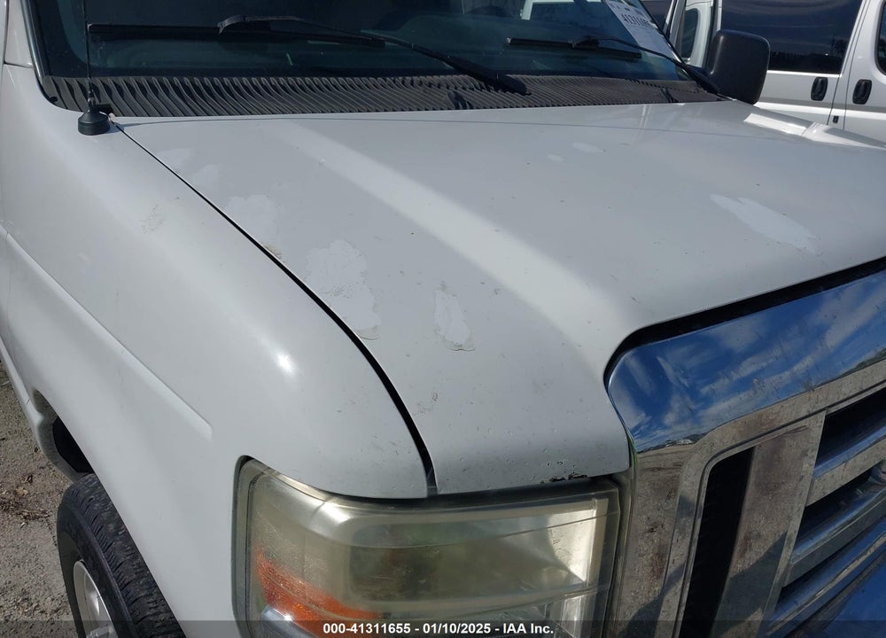 2009 FORD E-350 SUPER DUTY XL/XLT VIN: 1FBNE31L19DA86740