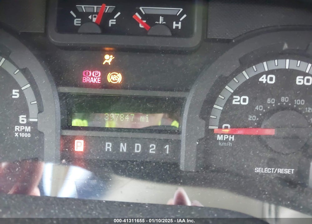 2009 FORD E-350 SUPER DUTY XL/XLT VIN: 1FBNE31L19DA86740