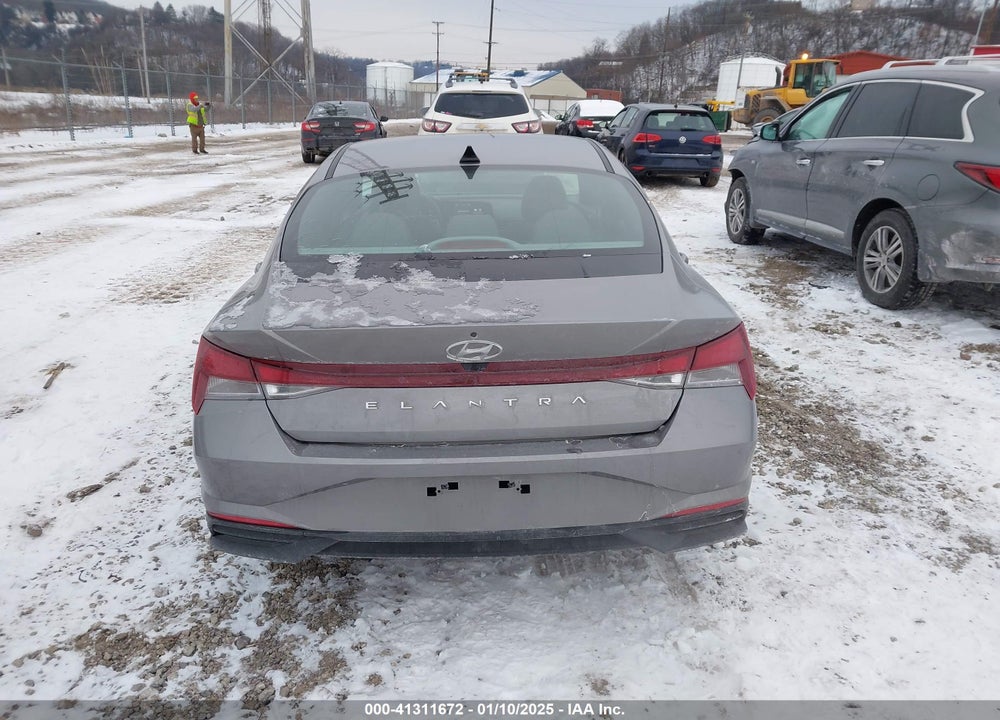 2023 HYUNDAI ELANTRA SEL VIN: KMHLM4AG7PU627183