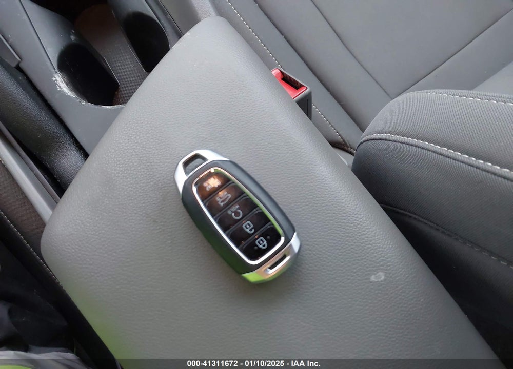 2023 HYUNDAI ELANTRA SEL VIN: KMHLM4AG7PU627183