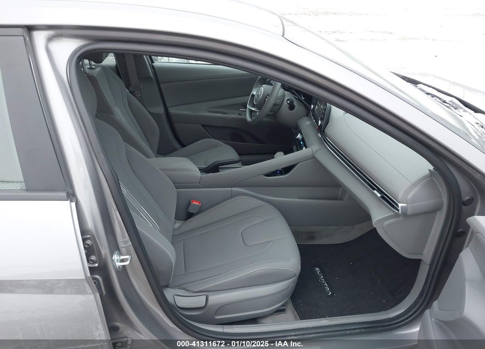 2023 HYUNDAI ELANTRA SEL VIN: KMHLM4AG7PU627183