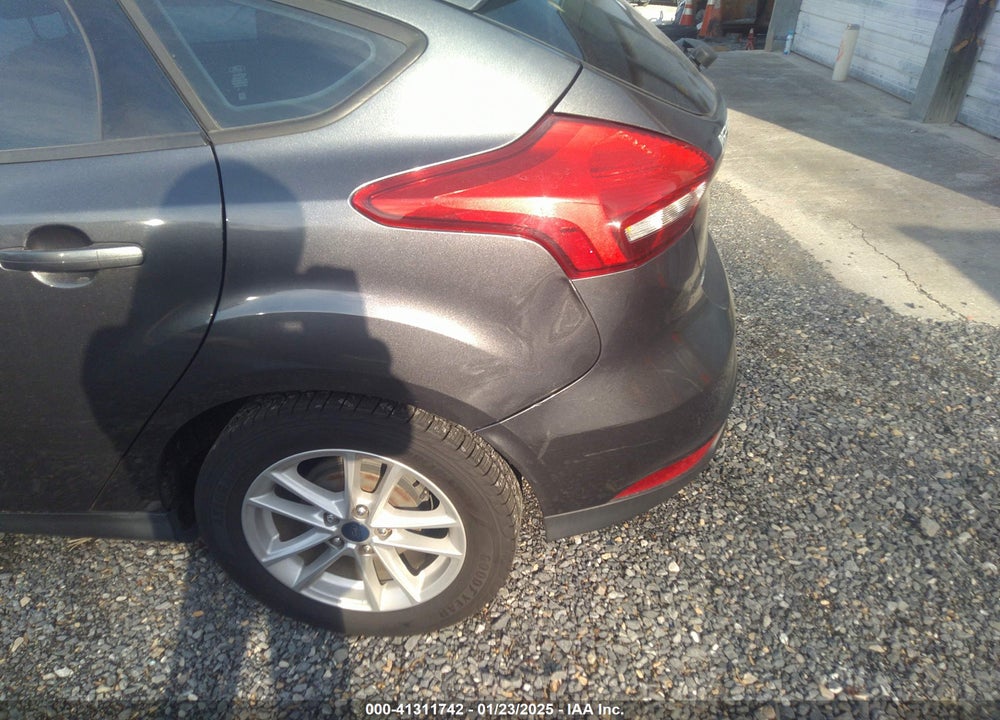 2015 FORD FOCUS VIN: 1FADP3K29FL366050