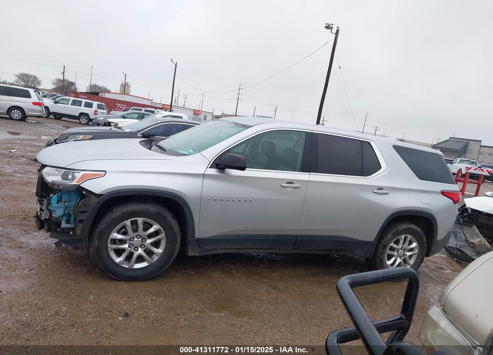 2019 CHEVROLET TRAVERSE LS VIN: 1GNERFKW4KJ300130