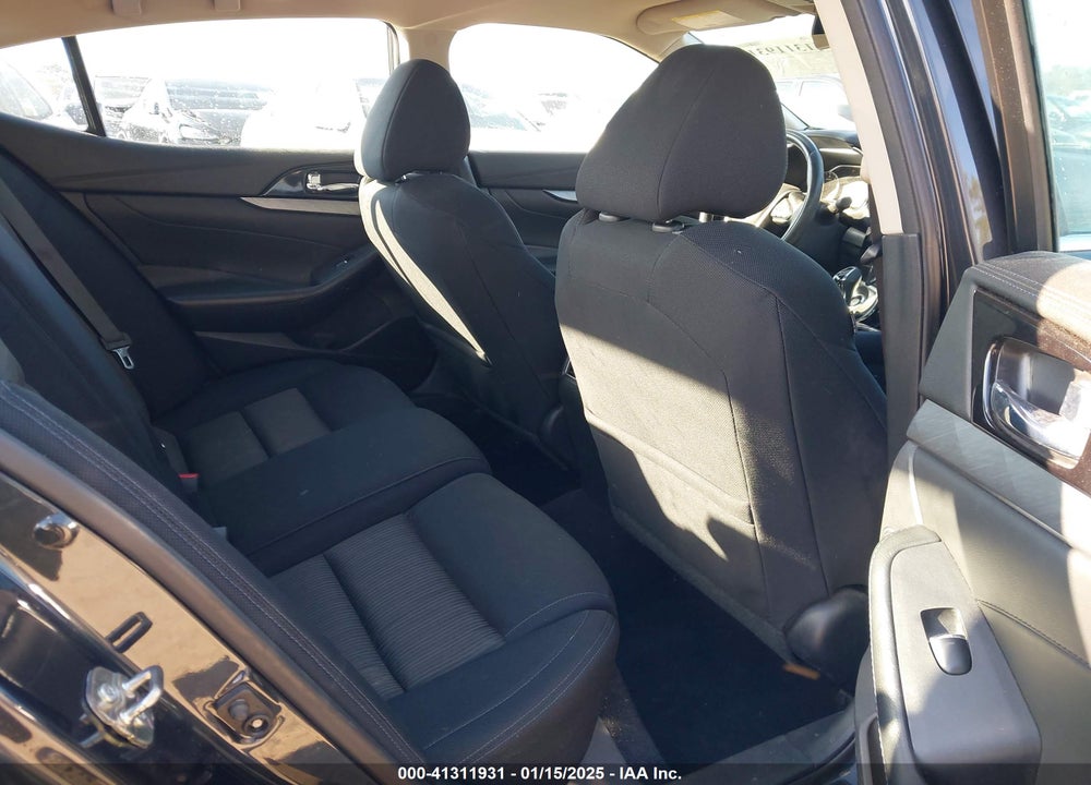 2017 NISSAN MAXIMA VIN: 1N4AA6AP3HC381715
