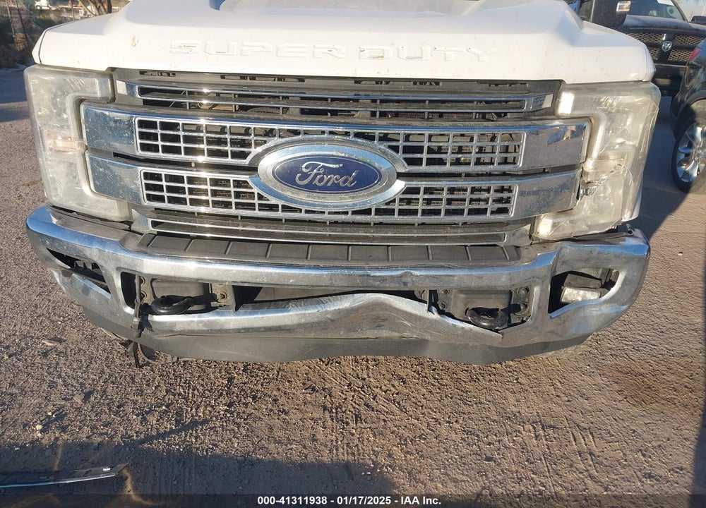 2017 FORD F-350 LARIAT VIN: 1FT8W3DT4HEE14677