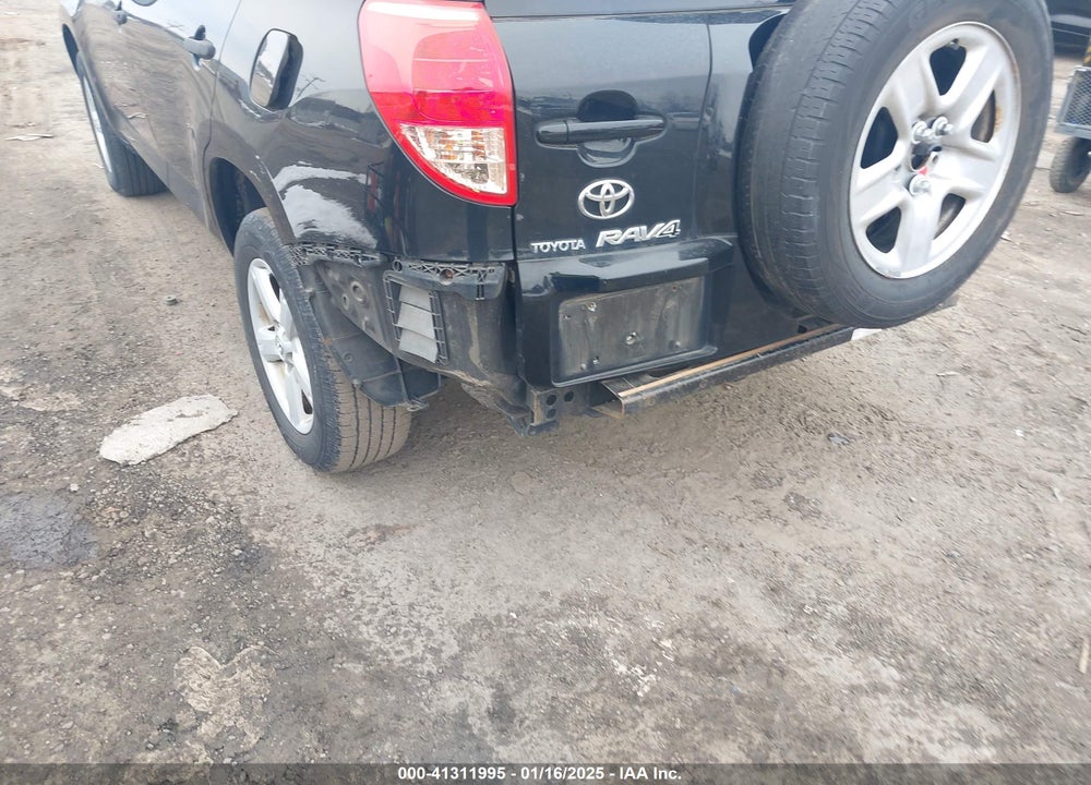 2008 TOYOTA RAV4 BASE V6 VIN: JTMBK35V385053914