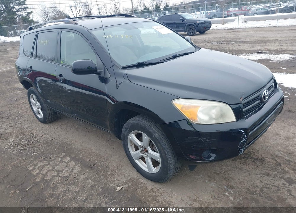 2008 TOYOTA RAV4 BASE V6 VIN: JTMBK35V385053914