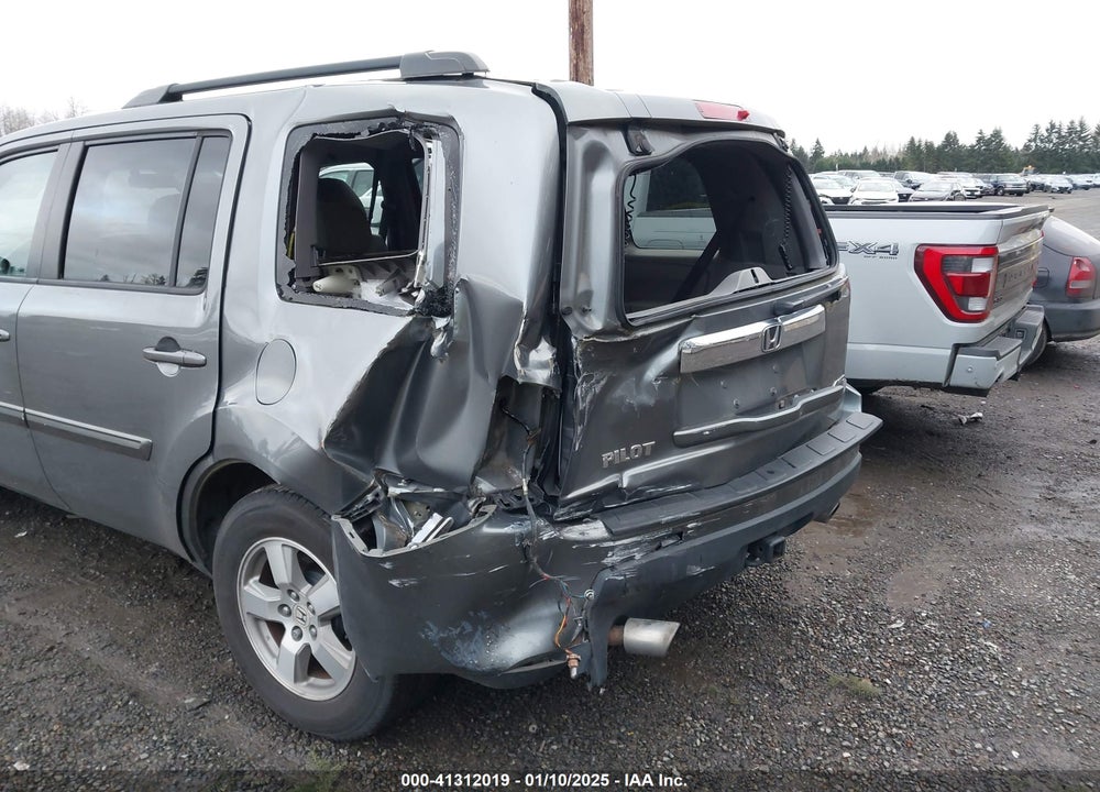 2009 HONDA PILOT EX VIN: 5FNYF48459B027371