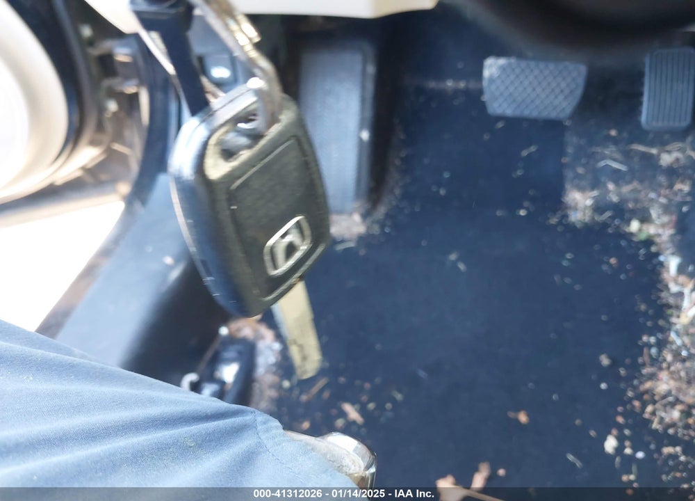 2017 HONDA ACCORD VIN: 1HGCR2F34HA061942