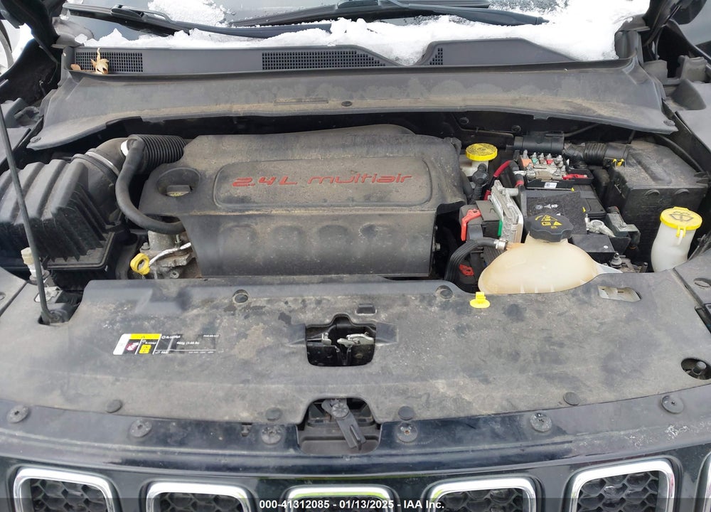 2018 JEEP COMPASS LATITUDE FWD VIN: 3C4NJCBB0JT293129