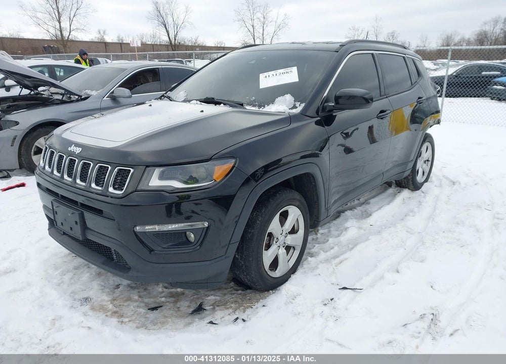 2018 JEEP COMPASS LATITUDE FWD VIN: 3C4NJCBB0JT293129
