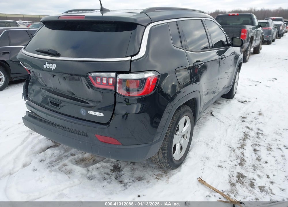 2018 JEEP COMPASS LATITUDE FWD VIN: 3C4NJCBB0JT293129