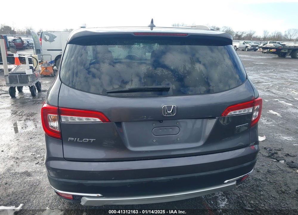 2019 HONDA PILOT TOURING VIN: 5FNYF5H63KB037040