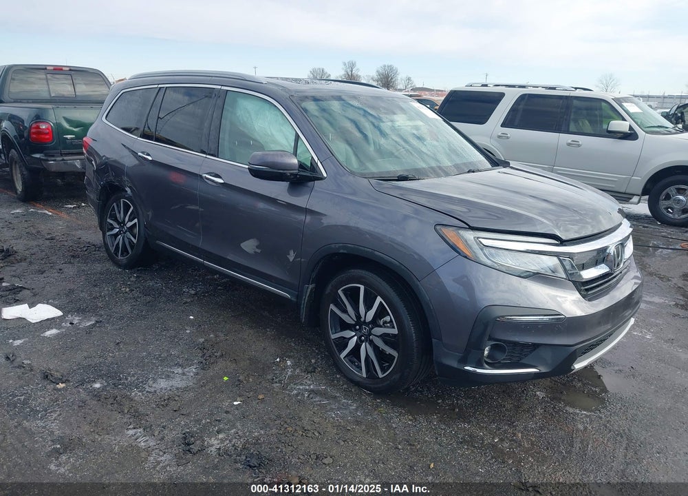 2019 HONDA PILOT TOURING VIN: 5FNYF5H63KB037040
