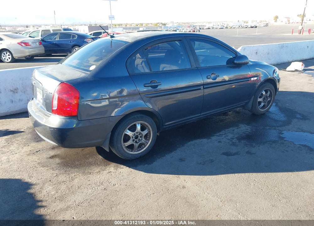 2007 HYUNDAI ACCENT GLS VIN: KMHCN46C07U165522
