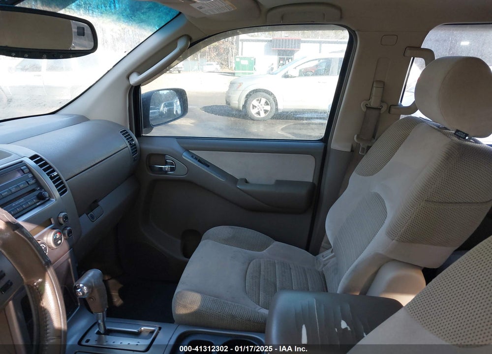 2005 NISSAN PATHFINDER SE VIN: 5N1AR18U75C746227