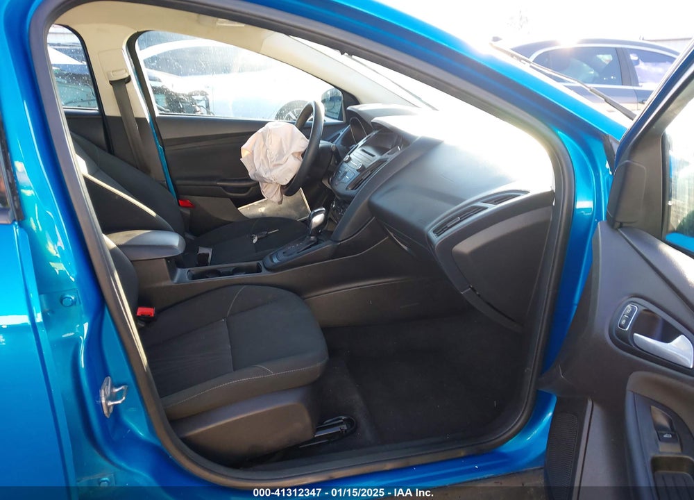 2016 FORD FOCUS VIN: 1FADP3F23GL230881