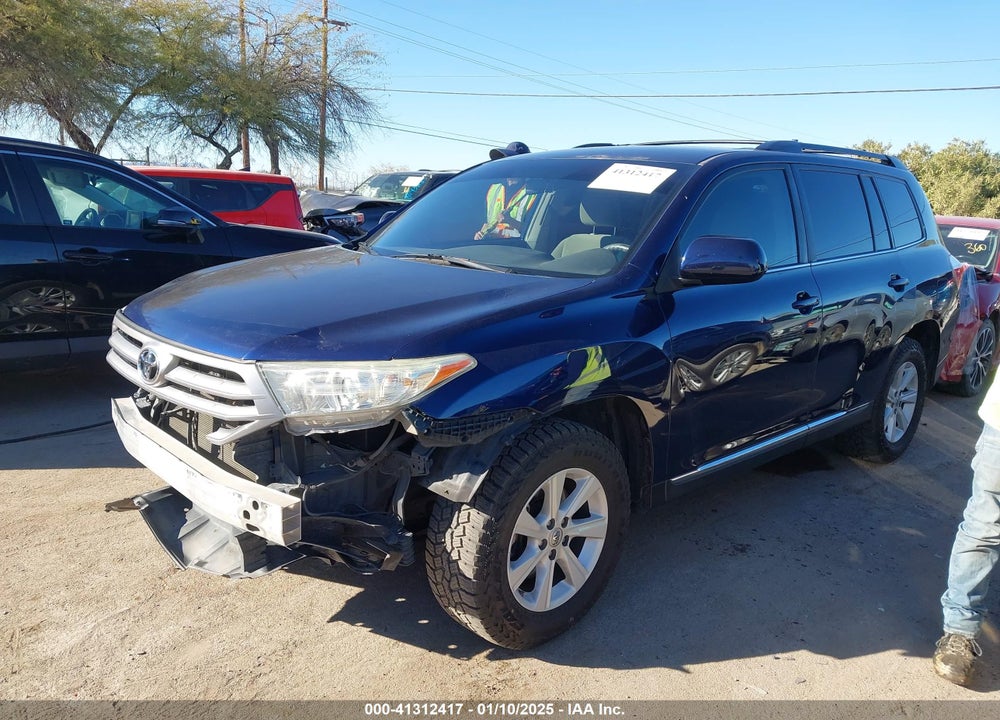 2013 TOYOTA HIGHLANDER BASE PLUS V6 VIN: 5TDZK3EH9DS109237