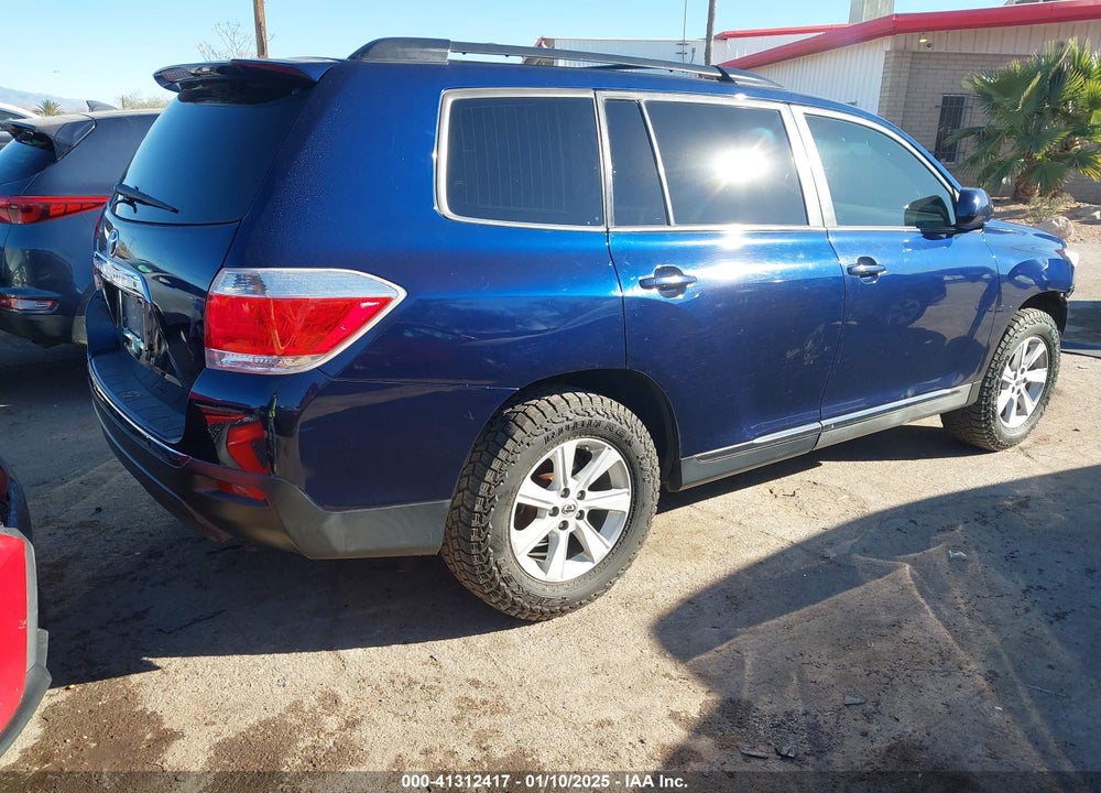 2013 TOYOTA HIGHLANDER BASE PLUS V6 VIN: 5TDZK3EH9DS109237