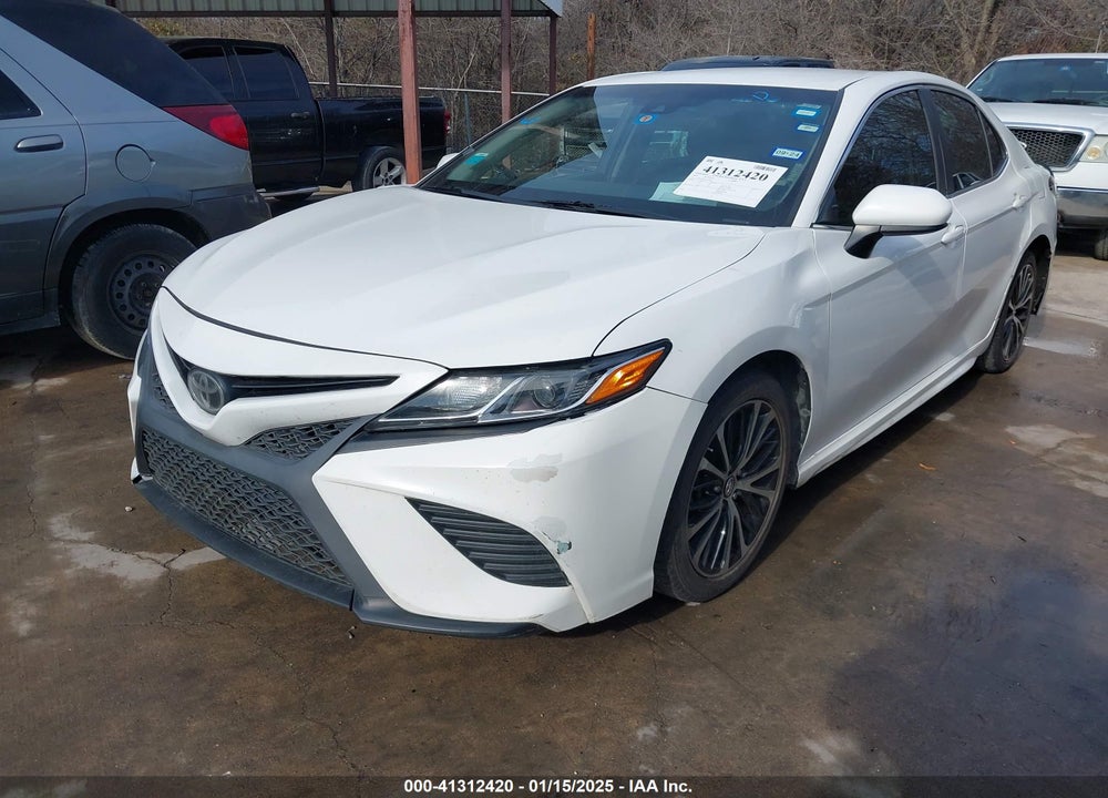 2018 TOYOTA CAMRY VIN: 4T1B11HK2JU081803