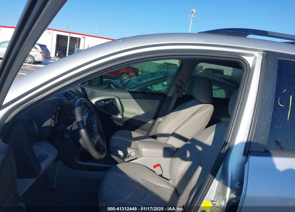 2012 TOYOTA RAV4 VIN: 2T3BF4DV9CW202677