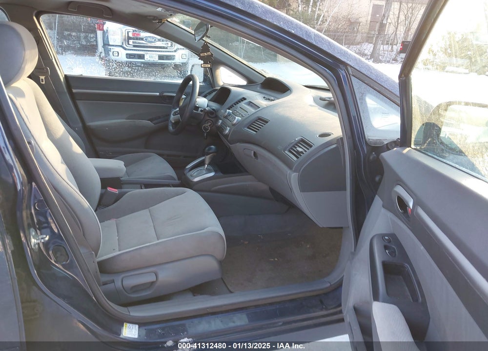 2008 HONDA CIVIC VIN: 1HGFA16818L034177