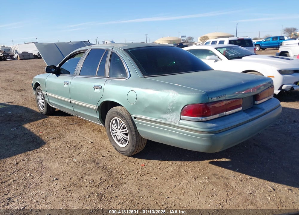 1997 FORD CROWN VICTORIA VIN: 2FALP73W1VX122737