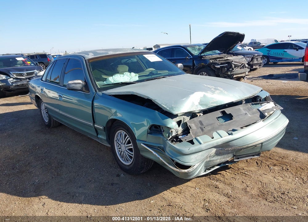1997 FORD CROWN VICTORIA VIN: 2FALP73W1VX122737