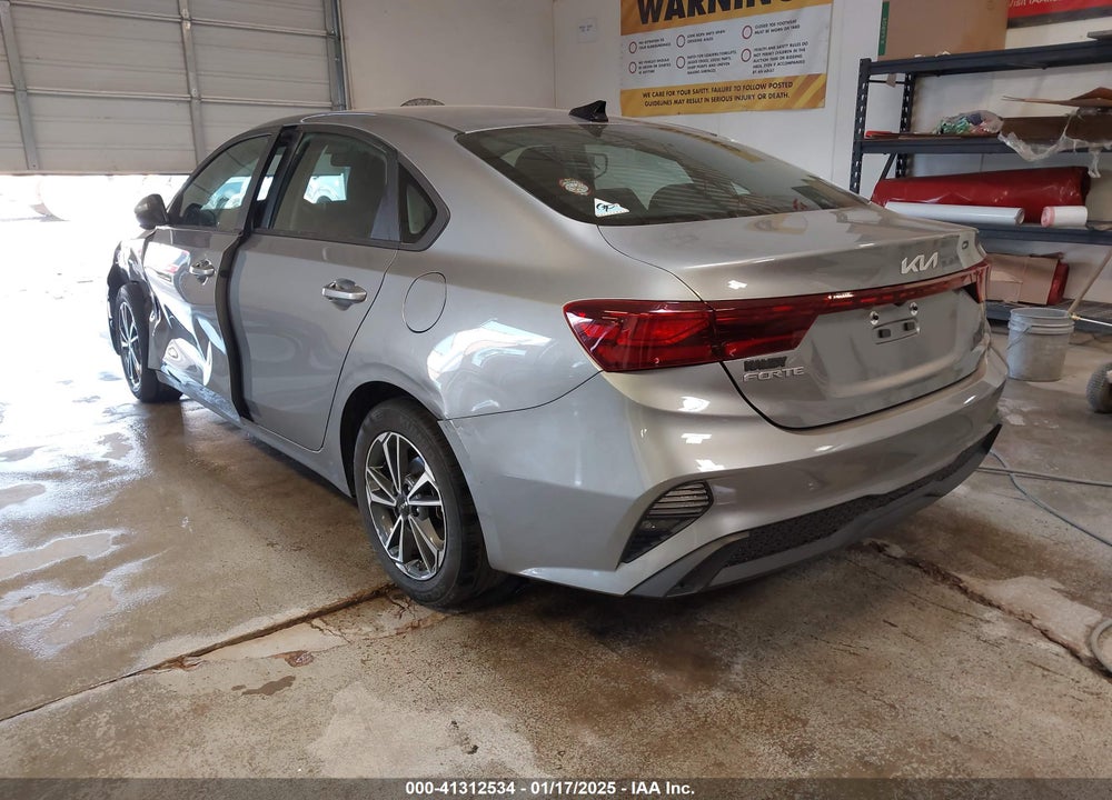 2022 KIA FORTE VIN: 3KPF24AD5NE481679
