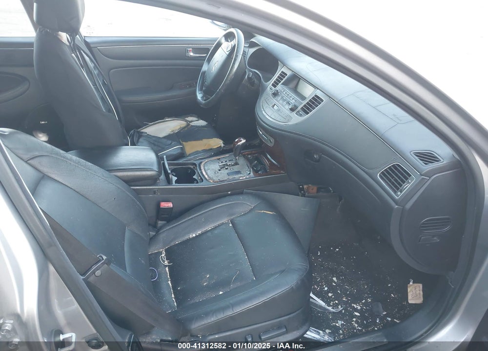 2009 HYUNDAI GENESIS 3.8 VIN: KMHGC46E09U046896