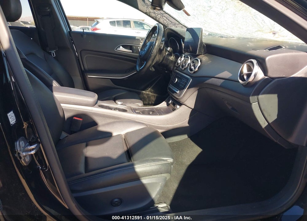 2020 MERCEDES-BENZ GLA 250 4MATIC VIN: W1NTG4GB7LU029136
