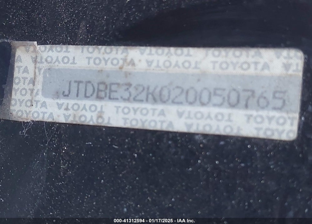 2002 TOYOTA CAMRY LE VIN: JTDBE32K020050765