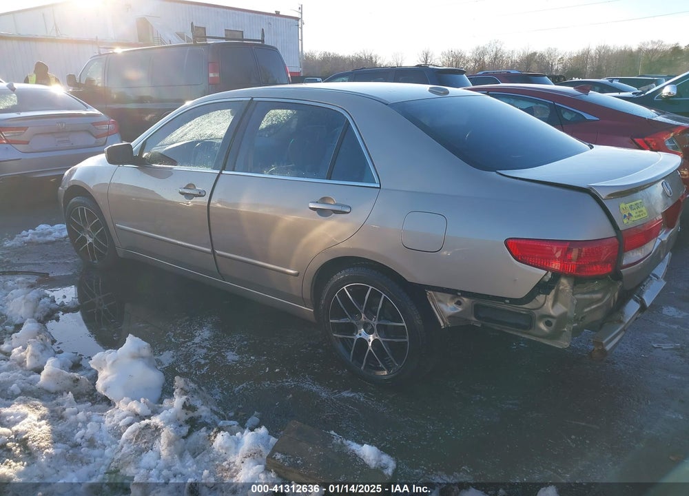 2005 HONDA ACCORD 2.4 EX VIN: 1HGCM568X5A022053