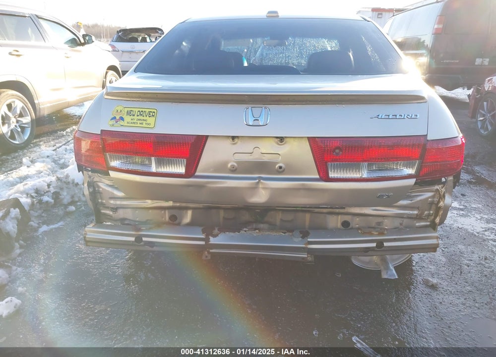 2005 HONDA ACCORD 2.4 EX VIN: 1HGCM568X5A022053