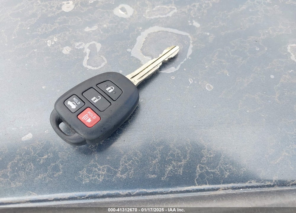 2016 TOYOTA COROLLA VIN: 5YFBURHE6GP422937