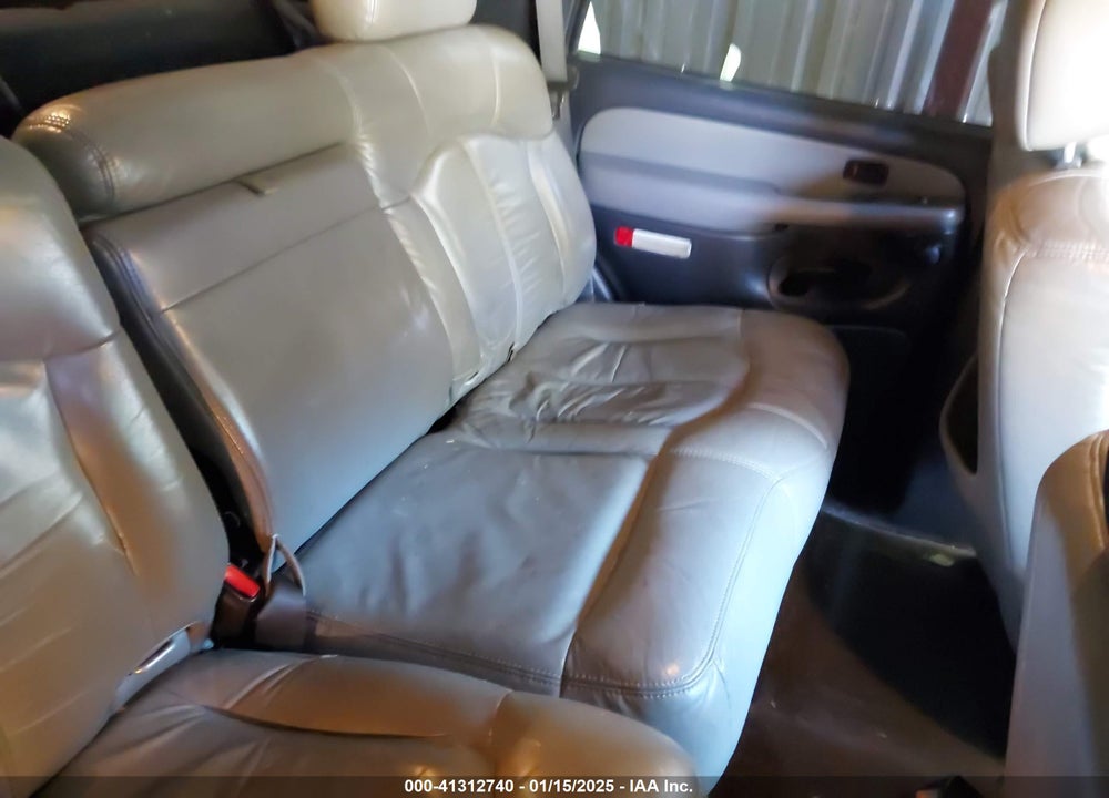 2002 CHEVROLET TAHOE LT VIN: 1GNEK13Z02J300531
