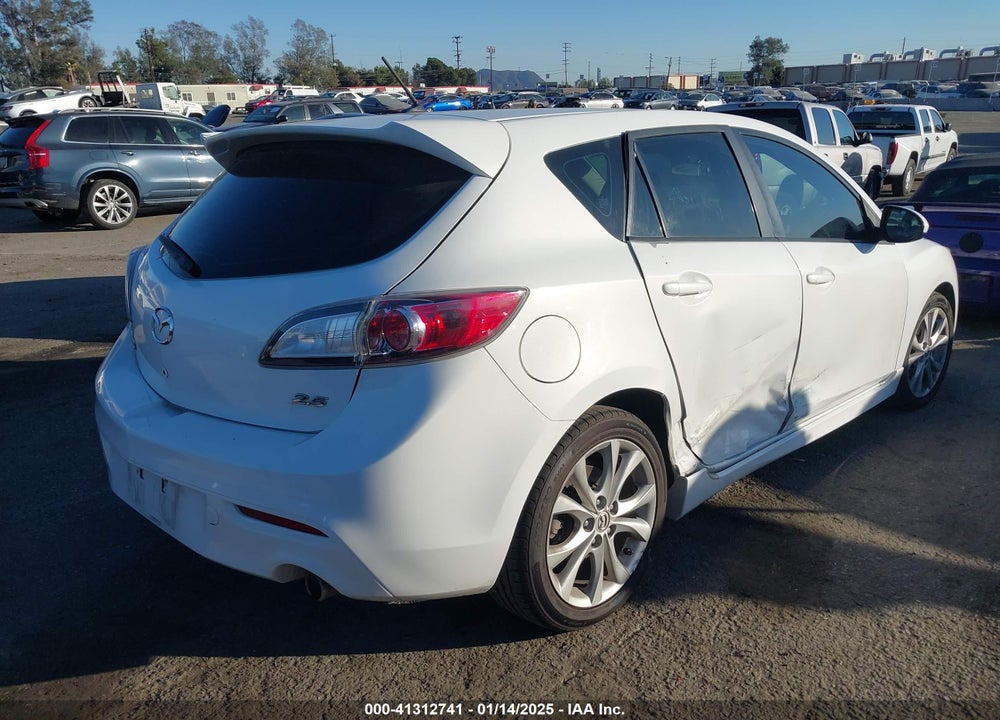 2011 MAZDA 3 S SPORT VIN: JM1BL1K65B1493548